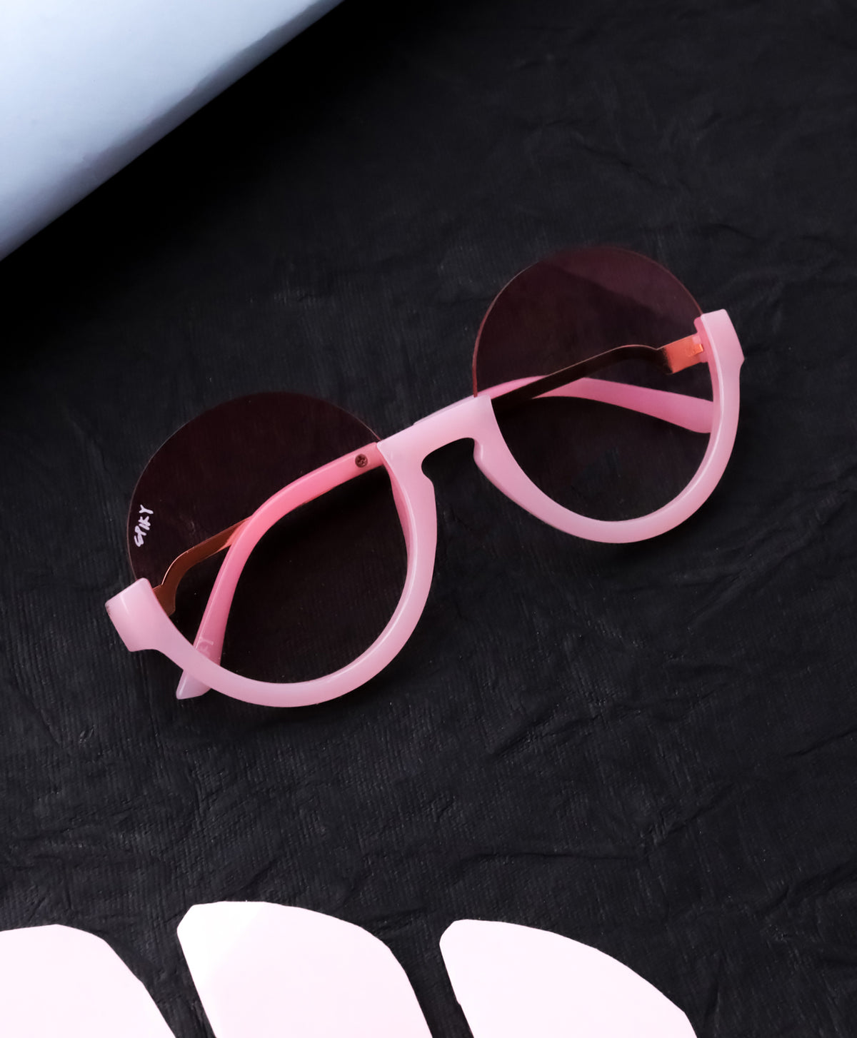 Spiky Round UV Protected Sunglass - Pink