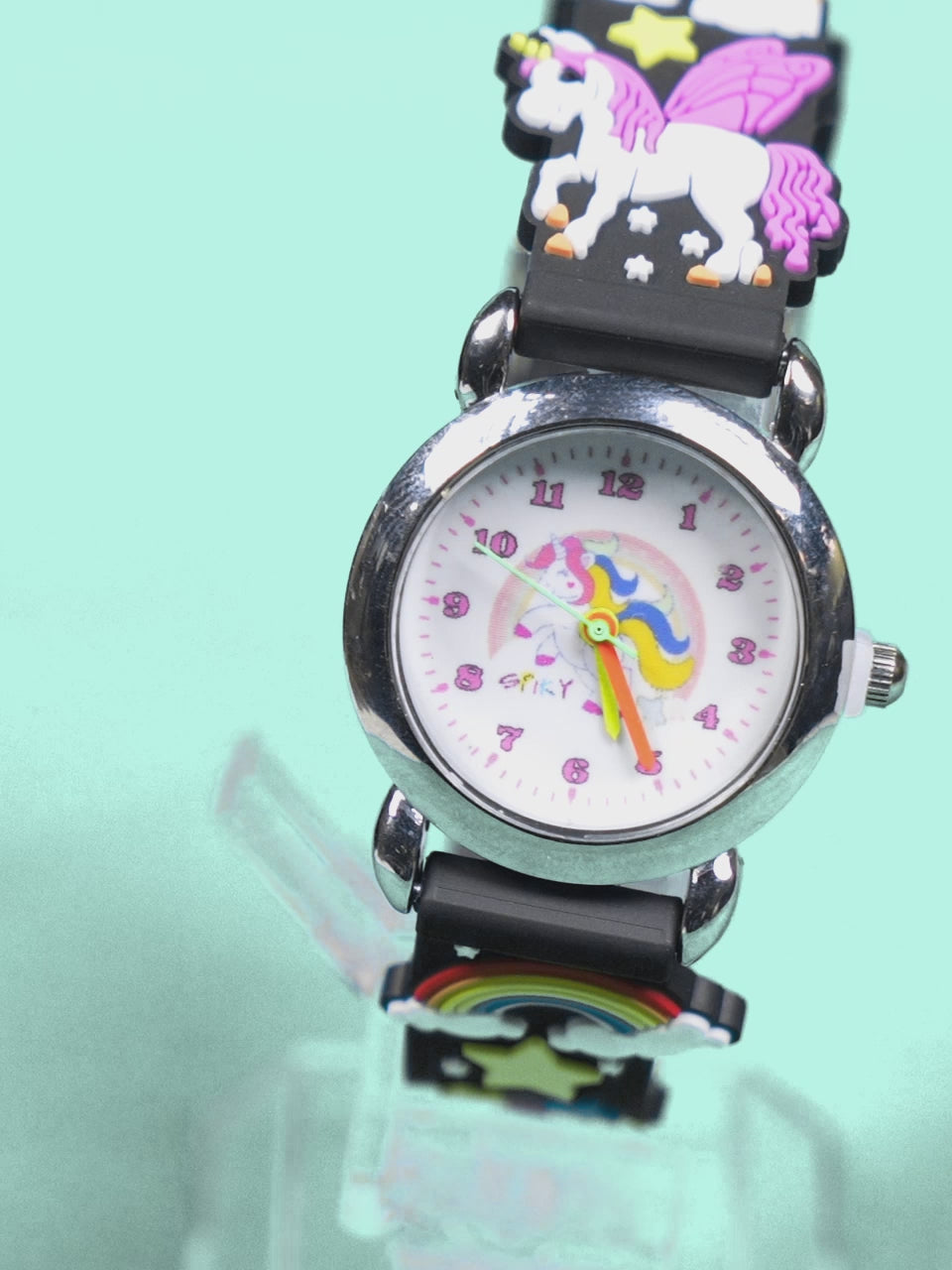 Spiky Eva9 Round Unicorn Strap Analog Watch