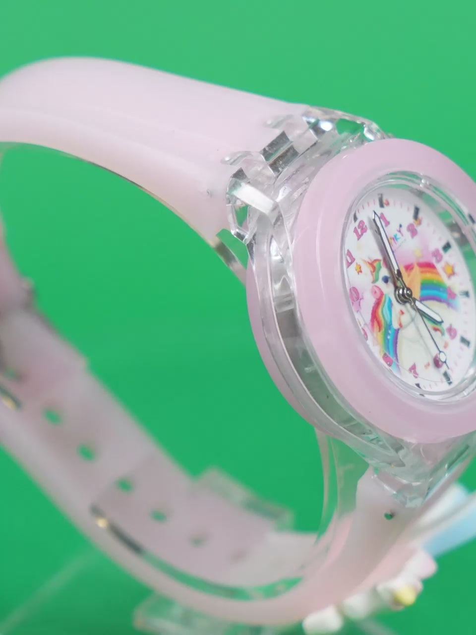 color-lightpink